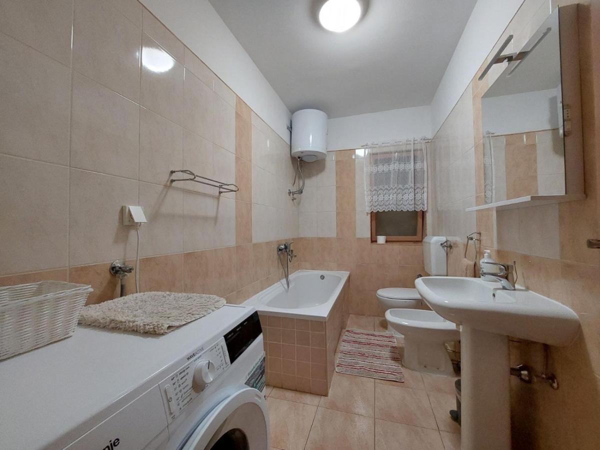 Apartments By The Sea Duga Luka - Prtlog, Labin - 3025 Exterior foto